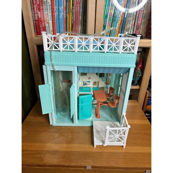 1999 90s vintage Barbie beach bungalow house doll no assesories INCOMPLETE - Picture 9 of 10